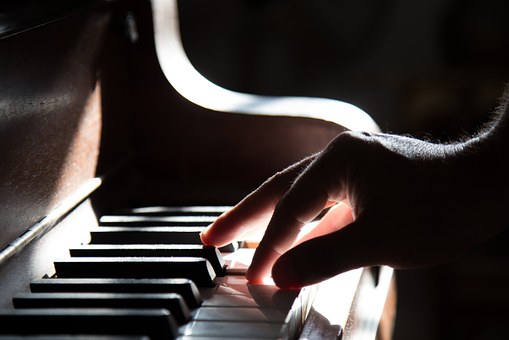 Imparare a suonare il pianoforte