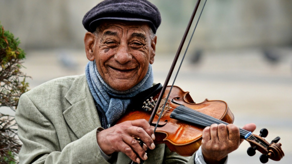 Lezioni di violino - 7. La scala di DO